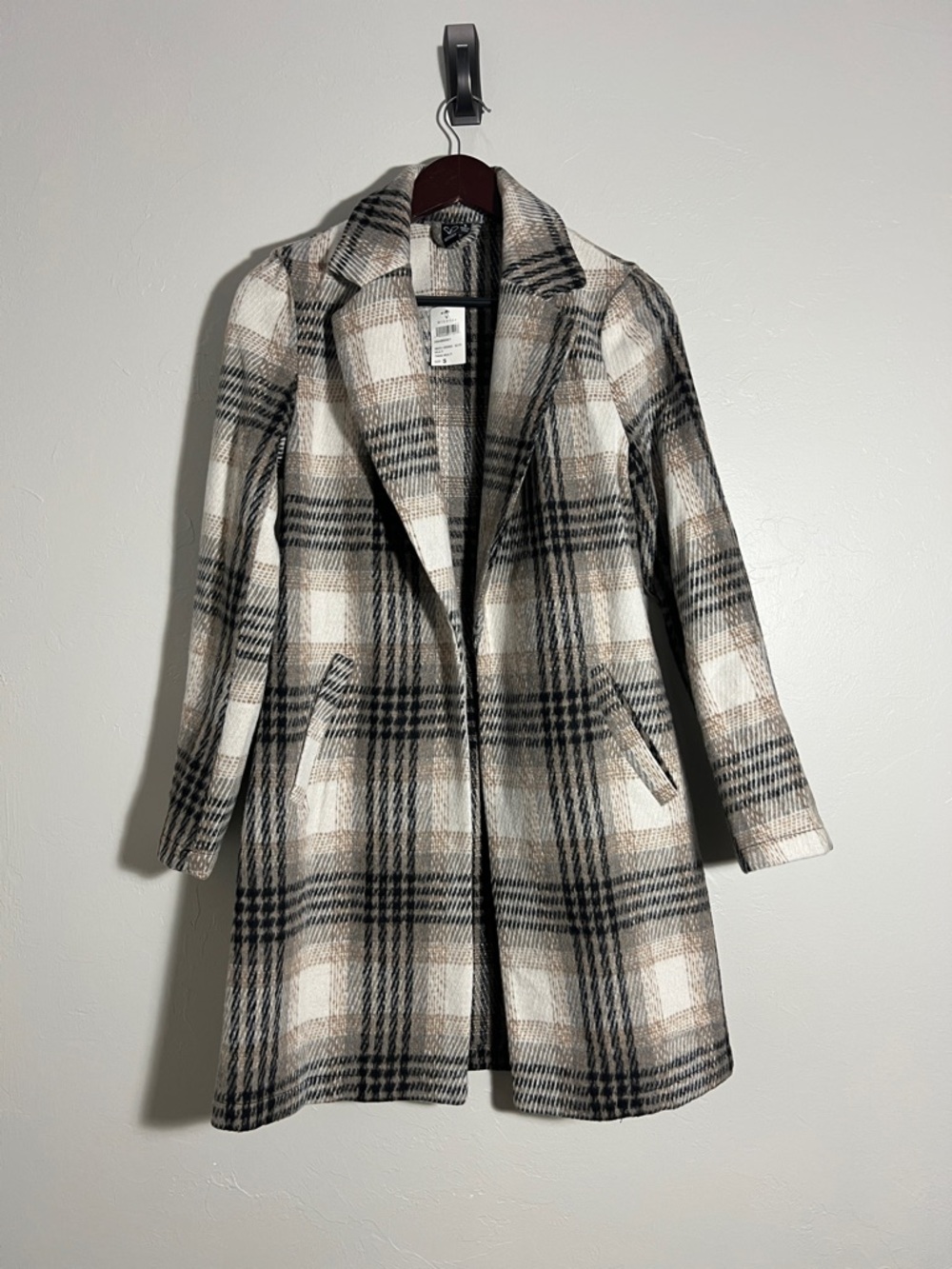 Windsor Plaid Notch-Collar Pea Coat in Cream, Black & Tan